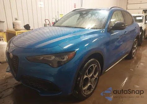 2025 Alfa Romeo Stelvio Sprint Awd из США, поврежденный, VIN ZASPAKAN8S7D96715
